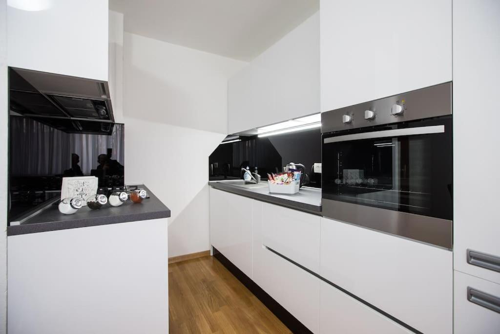 Apartment Check In Zagreb Maksimir-Free Parking Exterior foto