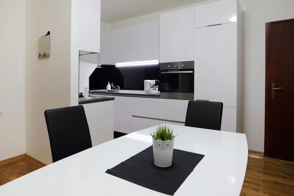 Apartment Check In Zagreb Maksimir-Free Parking Exterior foto